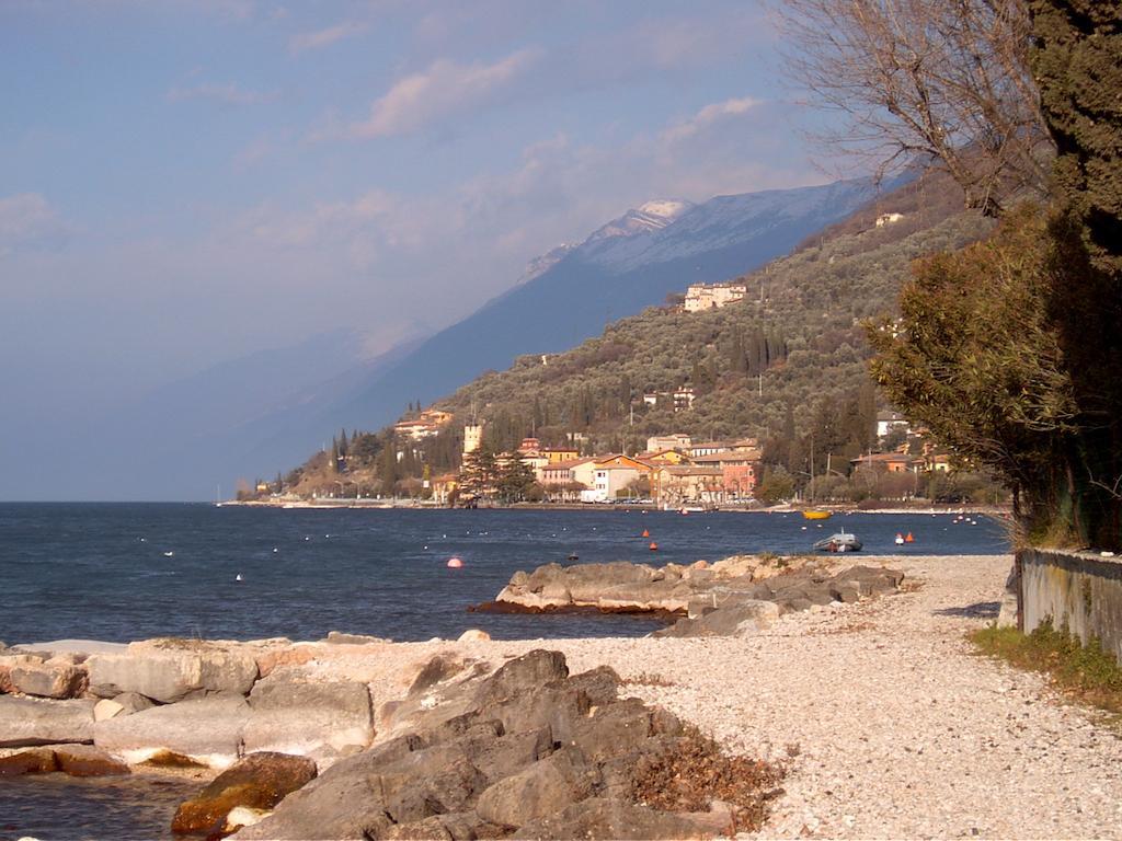 Appartamenti Menapace Torri Del Benaco Exterior photo