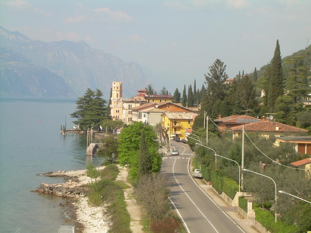 Appartamenti Menapace Torri Del Benaco Exterior photo